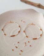 Boucles d'oreilles Créoles Camel grandes - Perles Miyuki - Bijoux Montréal - Lou_Inspirations