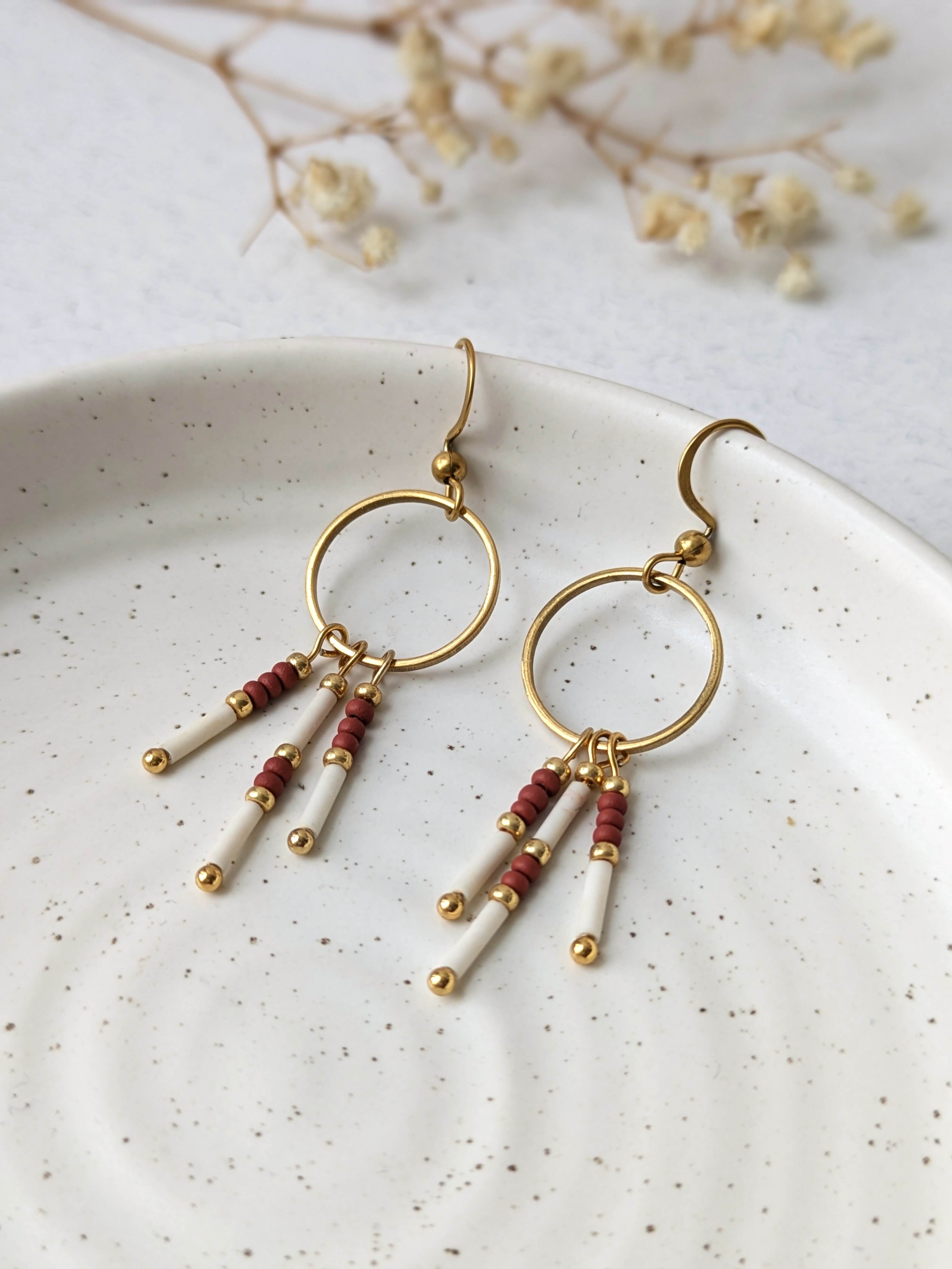 Boucles_d_oreilles_pendantes_anneaux_ethniques_4