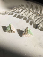 Boucles d'oreilles triangle mint 2 - Perles Miyuki - Bijoux Montréal - Lou Inspirations