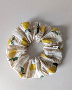 Scrunchie estival à motifs citrons pour cheveux
