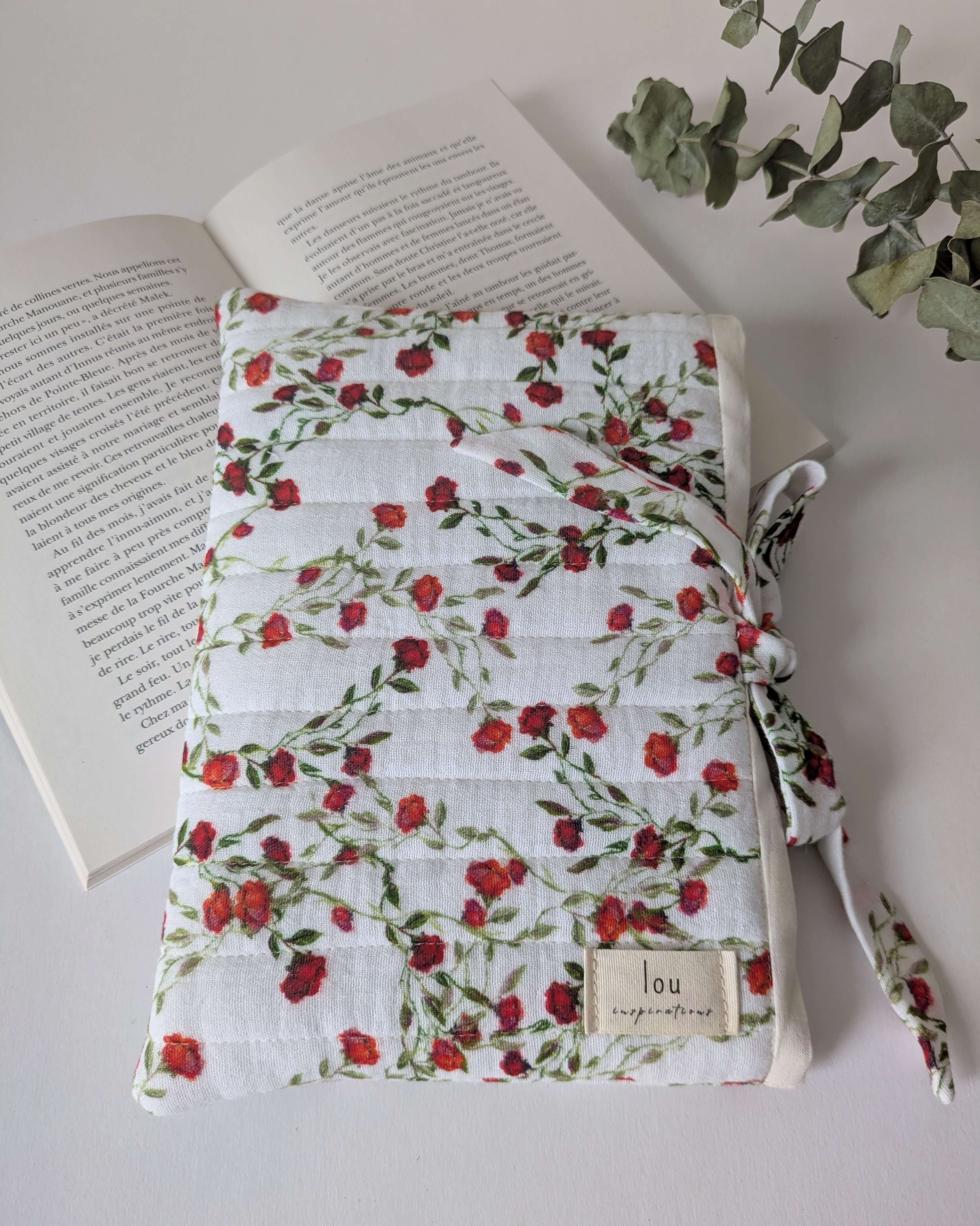 Pochette pour livre | Tissus en coton doux | Motif floral
