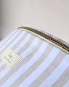 Finitions et tissu en coton du sac banane artisanal beige, Lou Inspirations
